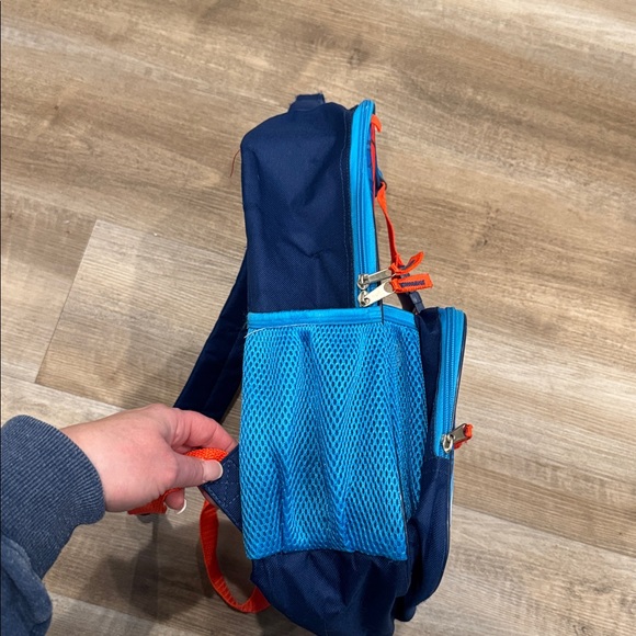 Star Wars R2-D2 Blue and Red Backpack - Picture 6 of 9